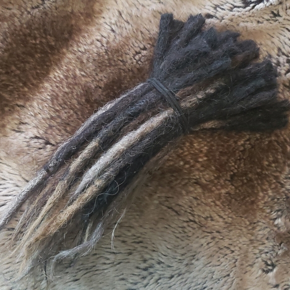 4-5" Human Hair Dread Extensions - Picture 1 of 3